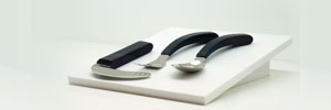 handicapbestik, bestik for alle, cutlery for all, handicap cutlery, woman design